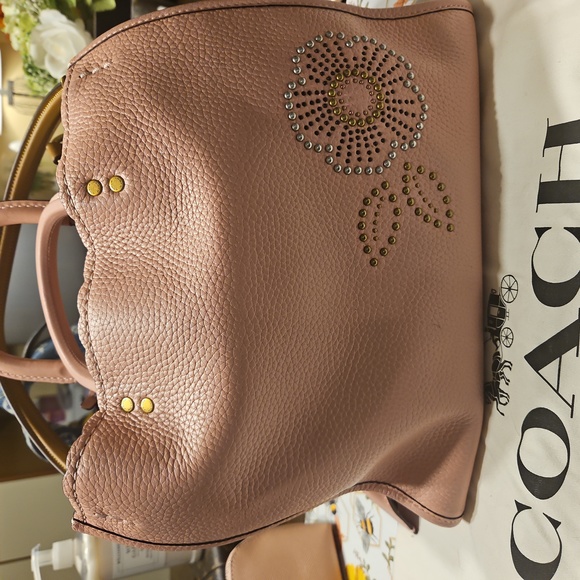 Coach Tea Rose Rogue Set - Picture 4 of 16